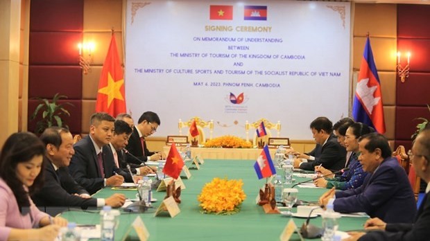 SEA Games 32: Việt Nam và Campuchia đẩy mạnh hợp tác du lịch và thể dục, thể thao