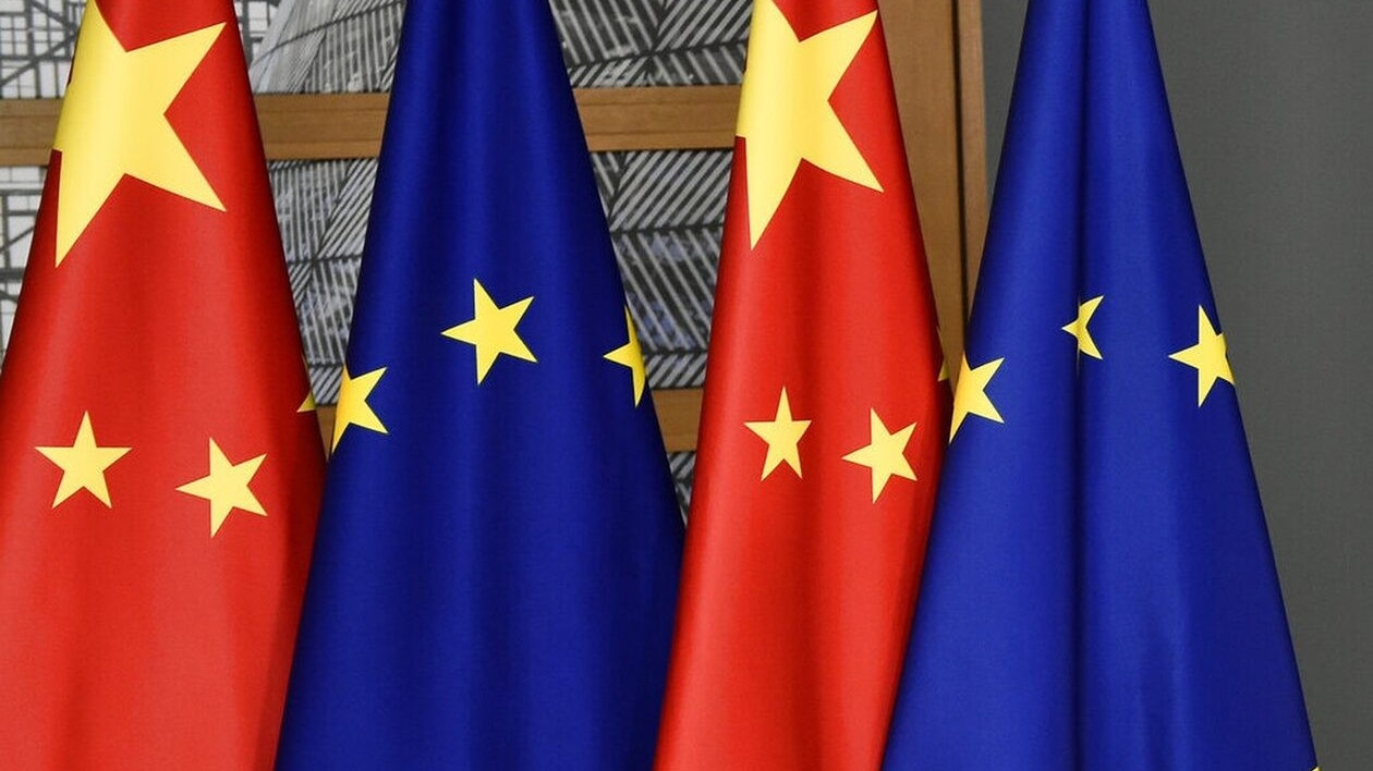 Financial Times: EU tính 'sờ gáy' doanh nghiệp Trung Quốc, lập trường tránh trừng phạt đã thay đổi?