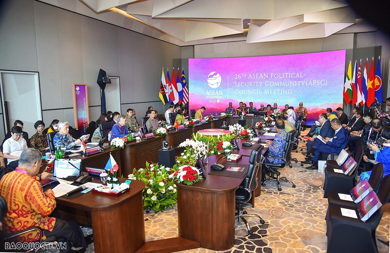 ASEAN 42: Bộ trưởng Ngoại giao Bùi Thanh Sơn dự Hội nghị Bộ trưởng Ngoại giao ASEAN
