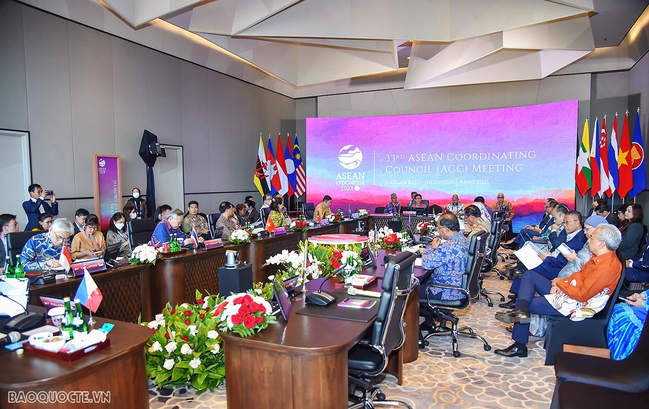 ASEAN 42: Các Bộ trưởng Ngoại giao ASEAN họp trù bị cho Hội nghị Cấp cao