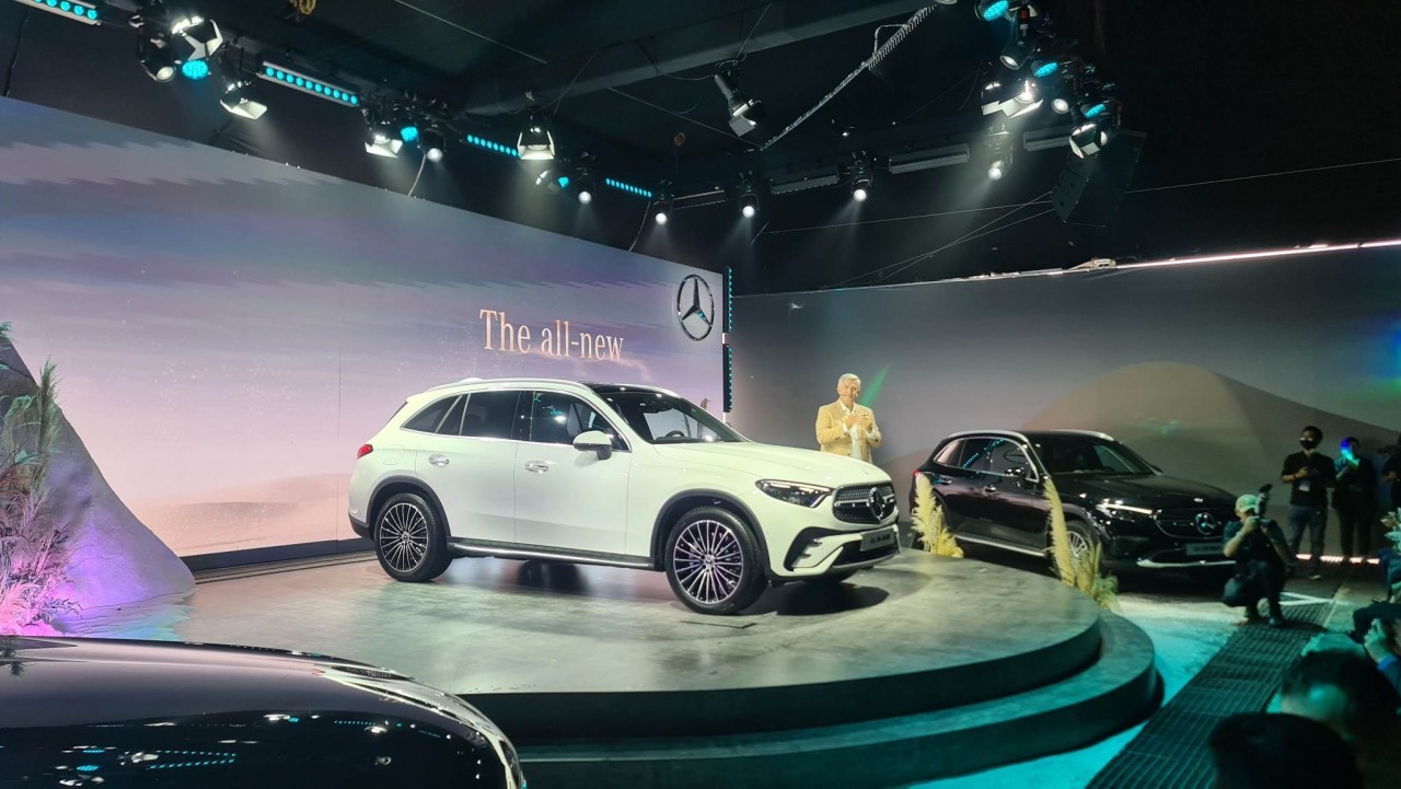 Cập nhật bảng giá Mercedes-Benz GLC 2023 thế hệ mới vừa gia mắt