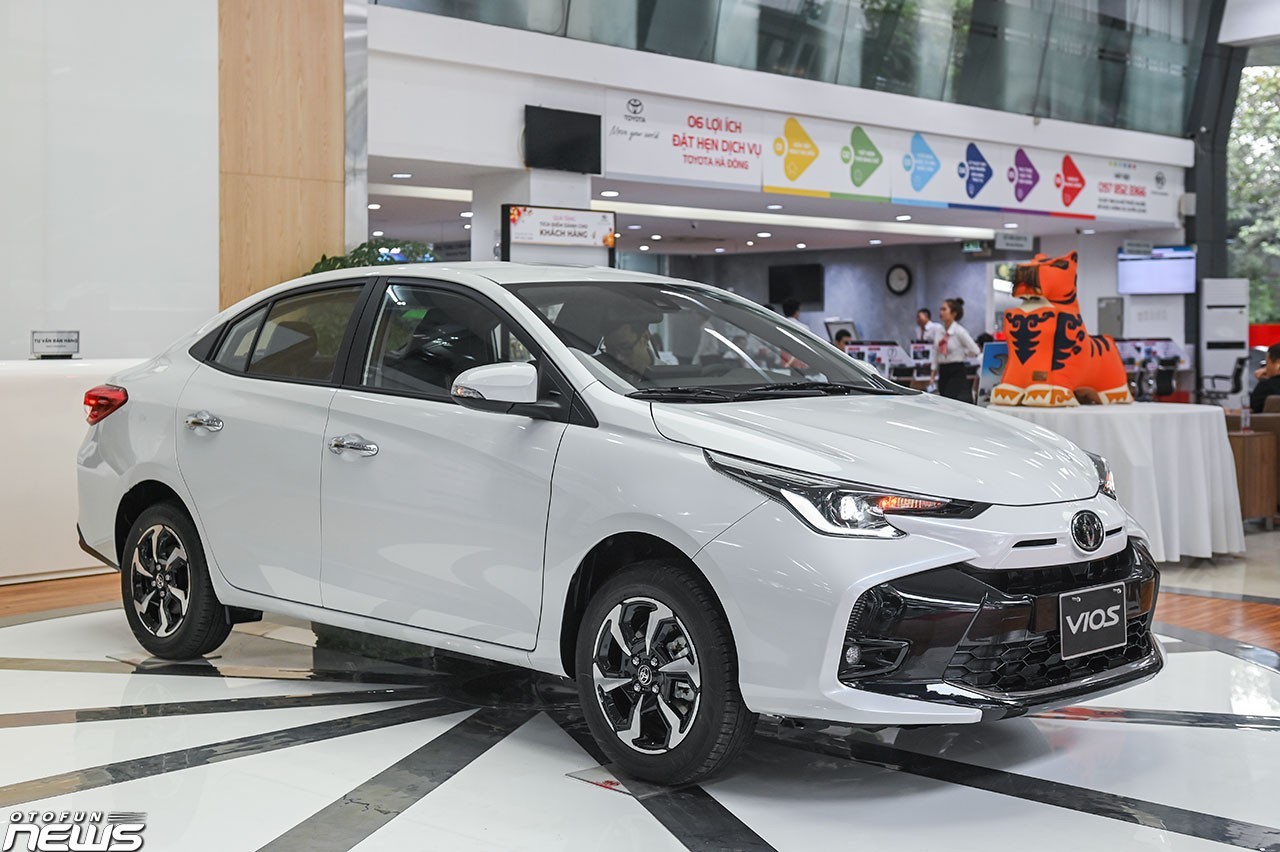 Cận cảnh Toyota Vios G 2023 sắp ra mắt, thêm tính năng an toàn hiện đại