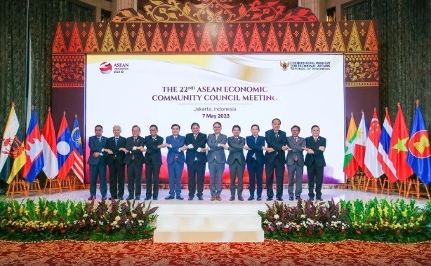 ASEAN hướng tới mục tiêu trở thành trung tâm sản xuất xe điện của toàn cầu ASEAN hướng tới mục tiêu trở thành trung tâm sản xuất xe điện của toàn cầu