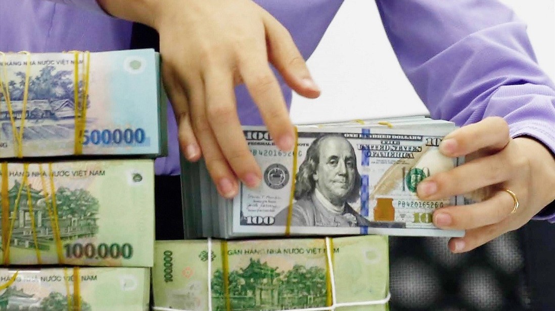 Báo Mỹ: Vị thế của VND được cải thiện, dự trữ ngoại hối sẽ tăng lên 95 tỷ USD