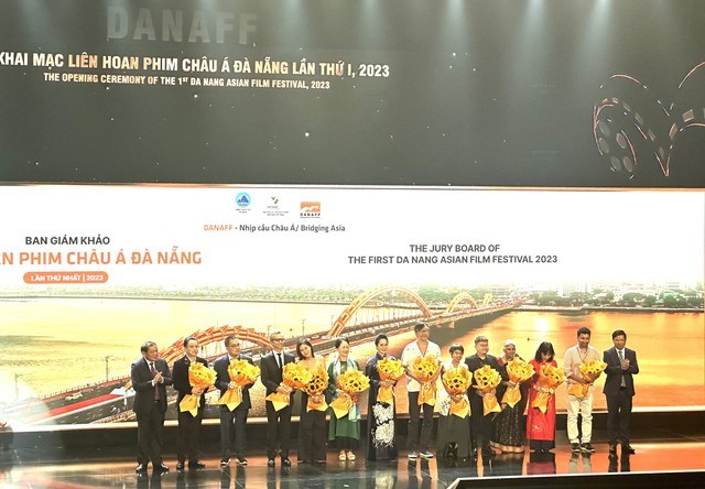 Hơn 1.000 đại biểu tham dự khai mạc Liên hoan phim Châu Á Đà Nẵng lần thứ nhất năm 2023