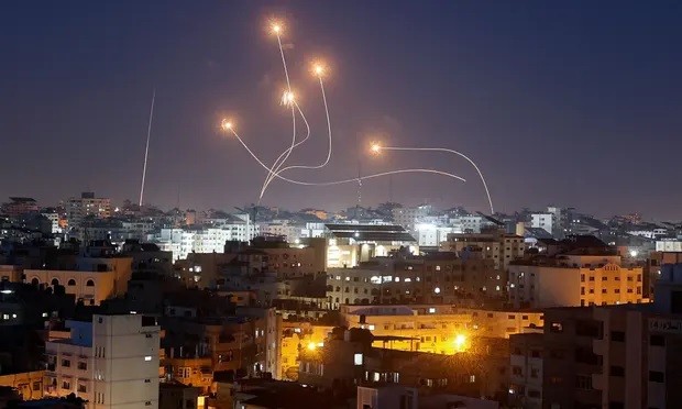 Căng thẳng Trung Đông: Hứng hàng trăm rocket từ Dải Gaza, Israel tuyên bố gắt, các quan chức Mỹ khẩn cấp ra mặt. (Nguồn: AFP)