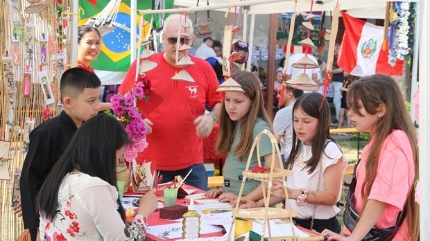 Cộng đồng người Việt gây ấn tượng tại Lễ hội các Dân tộc ở Italy