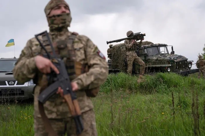 Tình hình Ukraine: Nga thừa nhận gặp khó ở Bakhmut, Kiev cần thêm thời gian để phản công, ông Trump lên tiếng. (Nguồn: AP)