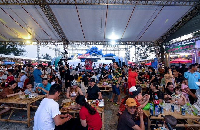 Lễ hội Văn hóa-Ẩm thực Việt Nam 2023 thu hút trên trên 30.000 lượt khách tham quan