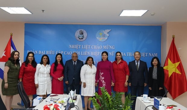 Vietnamese, Cuban women's unions strengthen solidarity, friendship