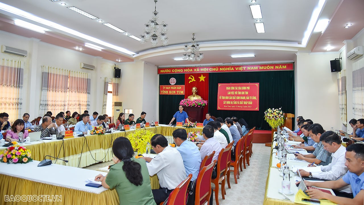 Đoàn công tác của Chính phủ làm việc với Kon Tum về tình hình sản xuất kinh doanh, đầu tư công, xây dựng hạ tầng