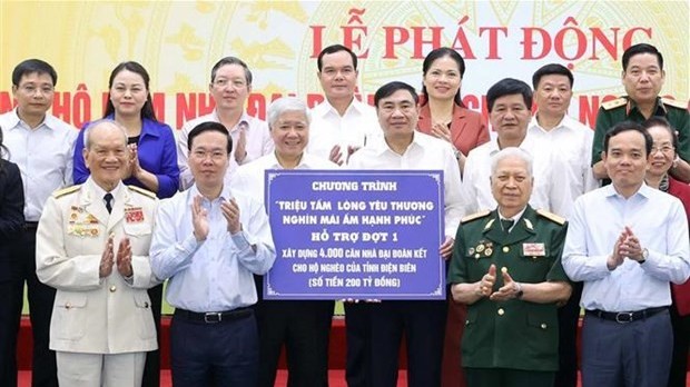 President launches programme to give housing support to the poor in Dien Bien