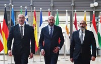 Hòa đàm Armenia-Azerbaijan: EU khen thiện chí của lãnh đạo hai nước Kavkaz, Yerevan úp mở tìm 'nhà buôn' vũ khí mới ngoài Nga