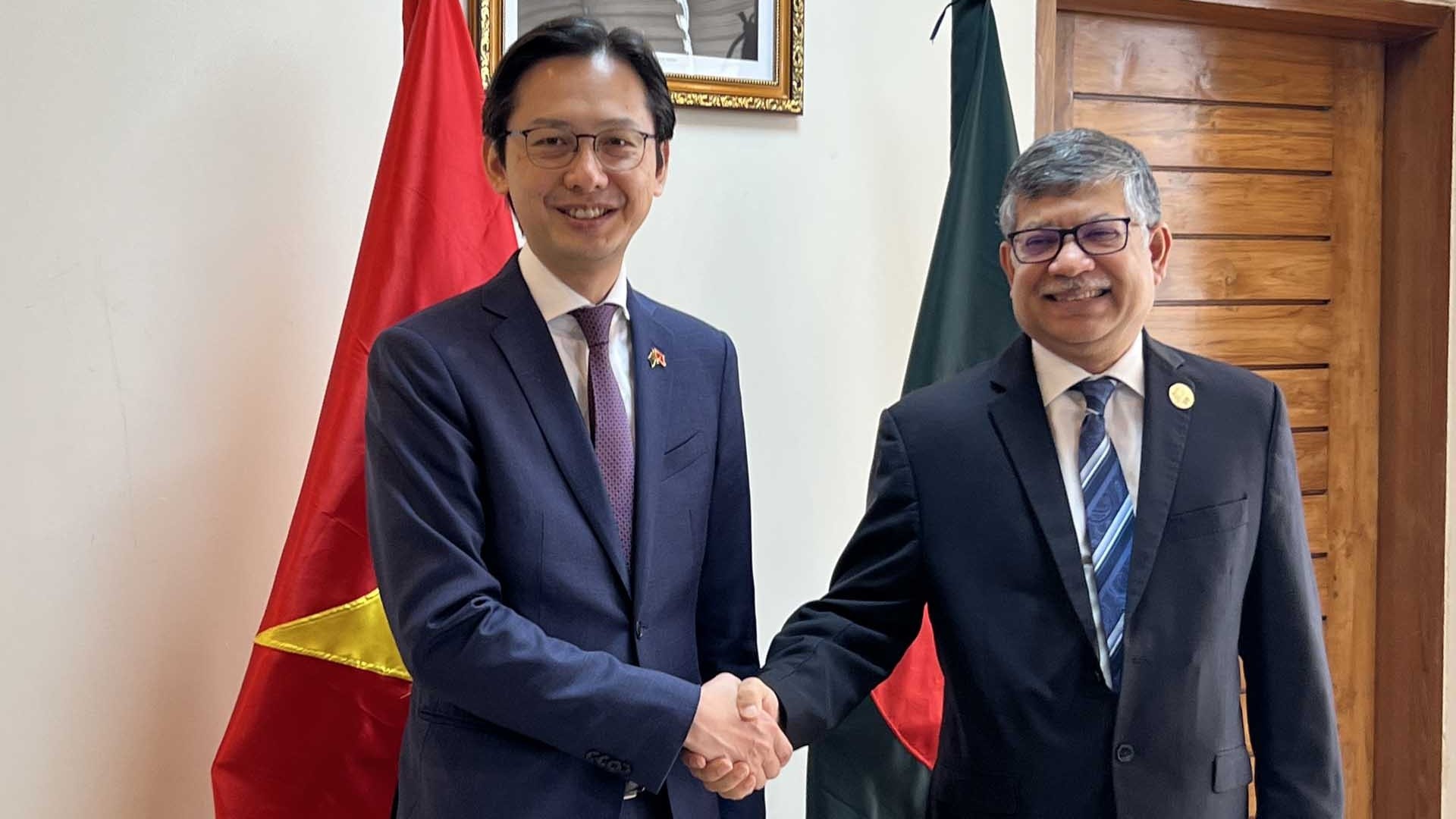 Việt Nam-Bangladesh nhất trí phối hợp xây dựng tầm nhìn dài hạn cho quan hệ hai nước
