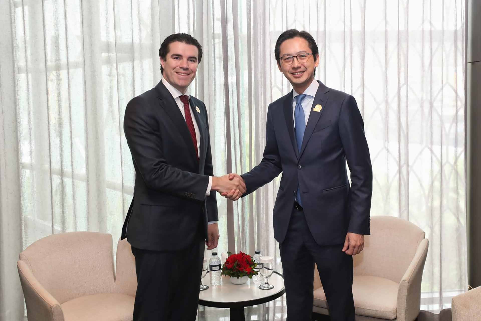 Thứ trưởng Đỗ Hùng Việt gặp Hạ Nghị sĩ, Đồng Bộ trưởng Ngoại giao Australia Tim Watts 