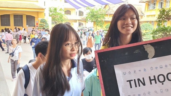 Cơ hội nào cho học sinh trượt lớp 10 công lập tại TP. Hồ Chí Minh?