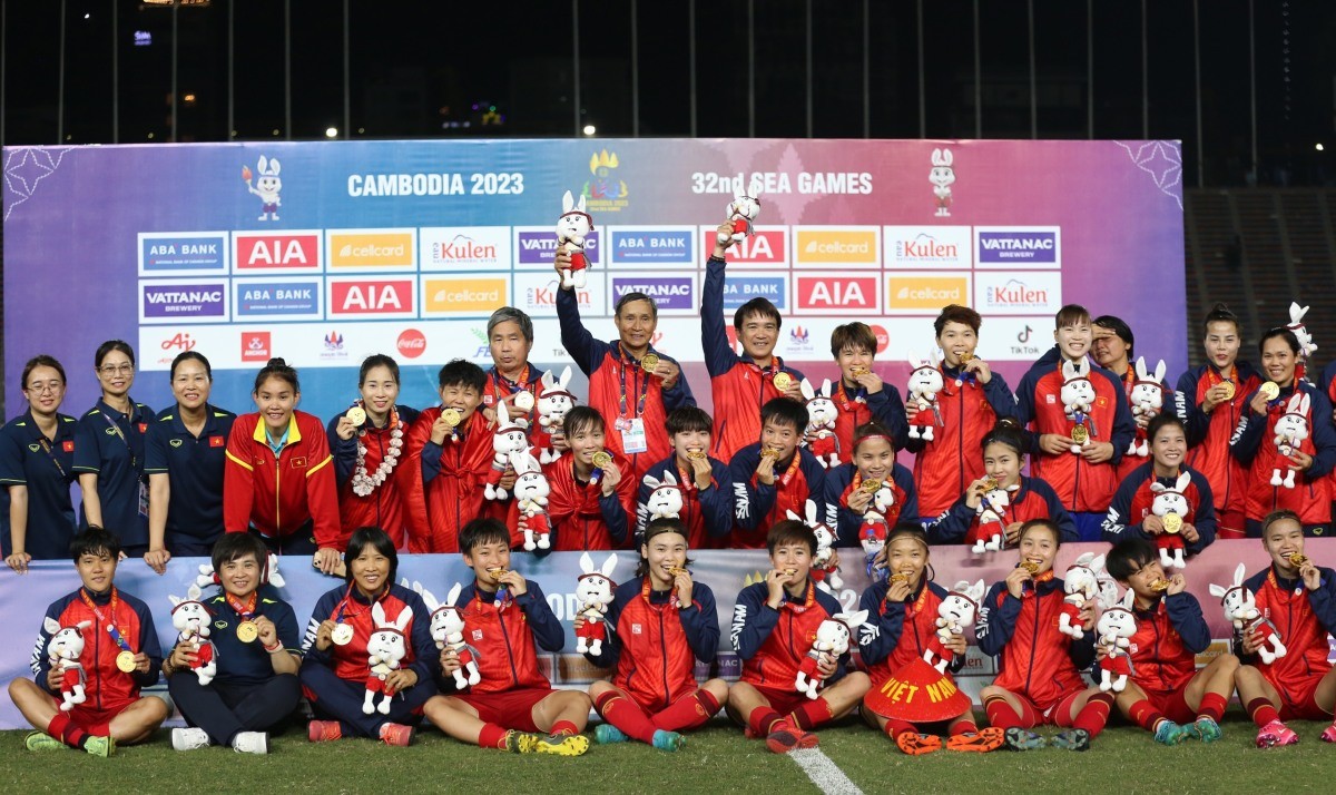 Đoàn thể thao Việt Nam vững vàng vị trí số 1 tại SEA Games 32