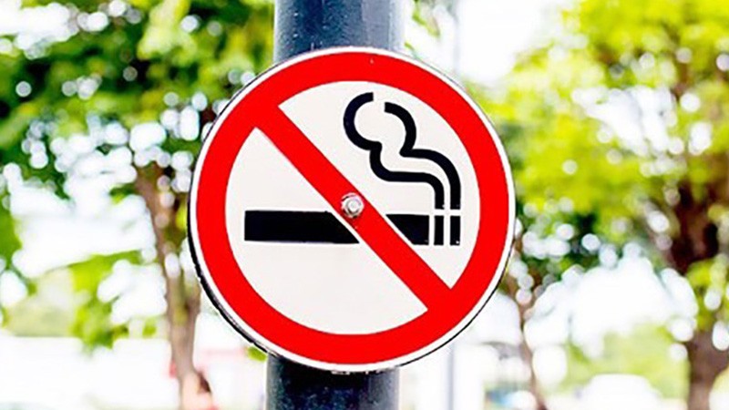 Những địa điểm nào sẽ cấm hút thuốc lá hoàn toàn từ ngày 1/8?