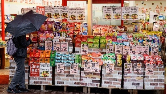 Hơn 30.000 mặt hàng thực phẩm của Nhật Bản tăng giá trong năm 2023, kỷ lục trong vòng 30 năm