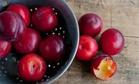 Sáu loại trái cây màu đỏ có thể đẩy lùi mỡ bụng và giảm cân hiệu quả