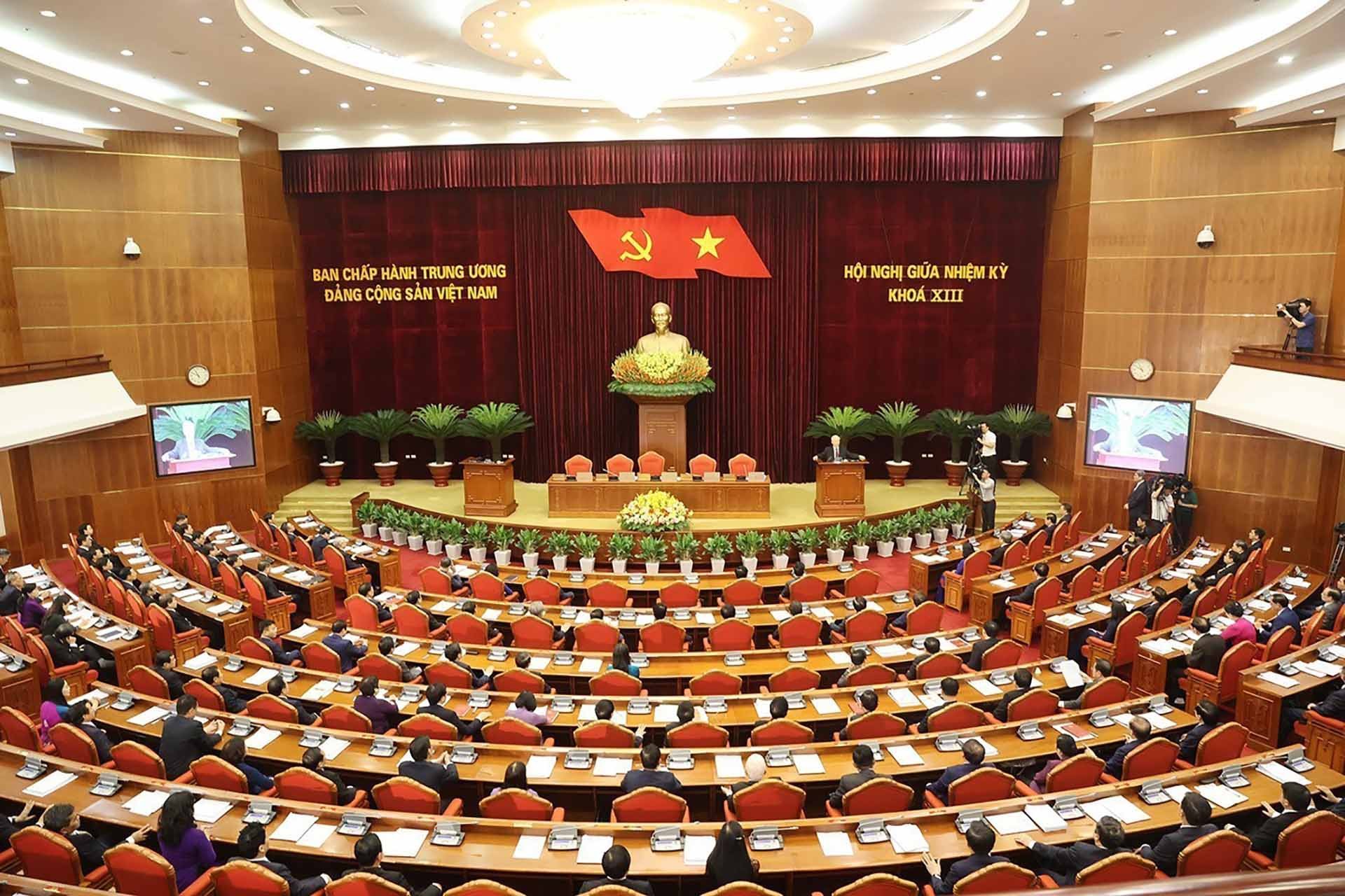 Bế mạc Hội nghị giữa nhiệm kỳ Ban Chấp hành Trung ương Đảng khóa XIII