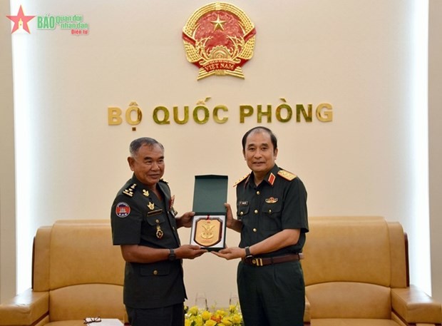 Vietnam values  strengthening good neighbourliness with Cambodia: Deputy Chief of General Staff