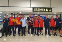 HLV Philippe Troussier động viên các cầu thủ U22 Việt Nam, cùng hướng tới những giải đấu mới