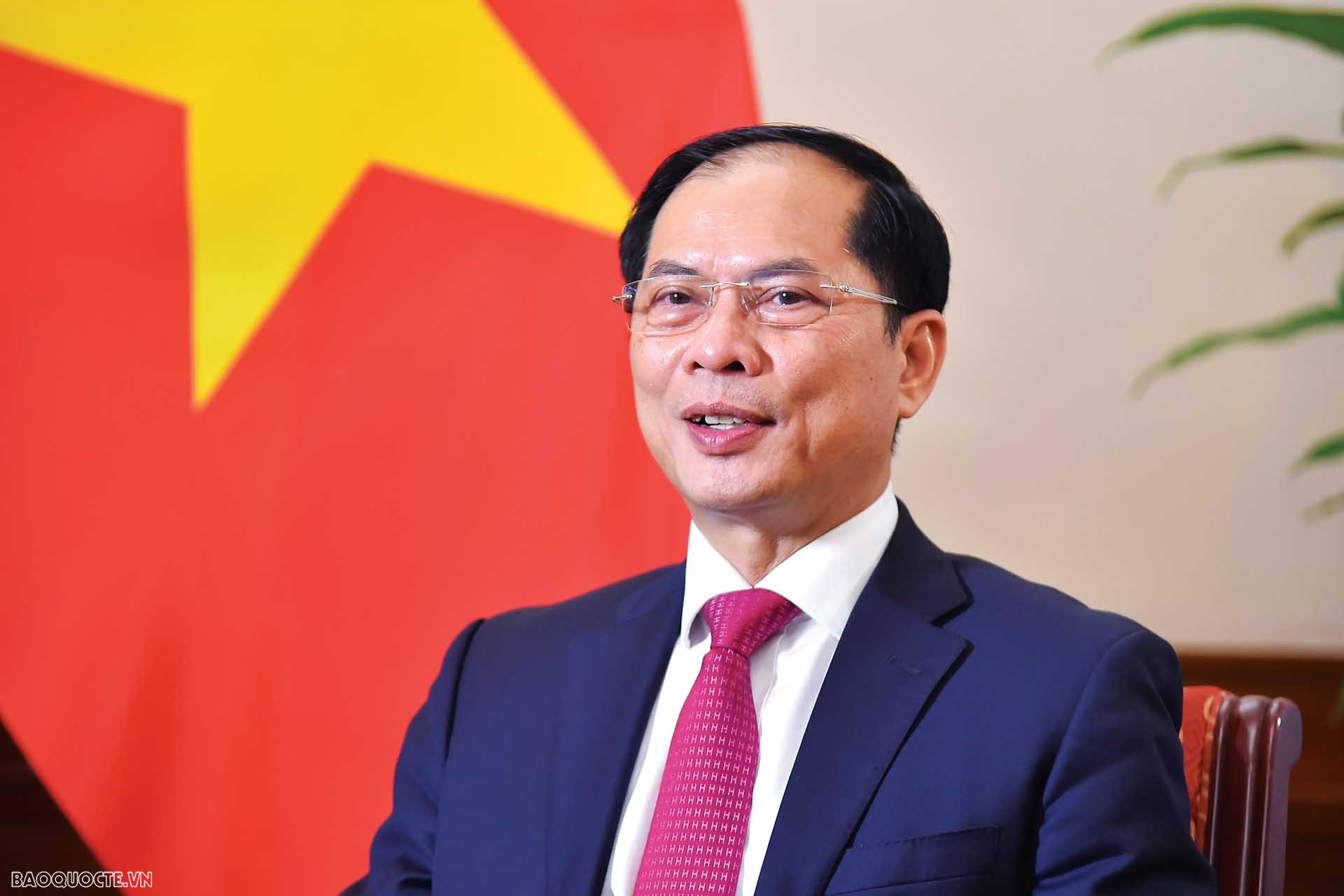Bộ trưởng Ngoại giao Bùi Thanh Sơn. (Ảnh: Tuấn Anh) Bộ trưởng Ngoại giao Bùi Thanh Sơn. (Ảnh: Tuấn Anh)