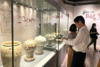 Chiêm ngưỡng bộ sưu tập hiện vật độc đáo, đặc sắc của gốm cổ Bát Tràng