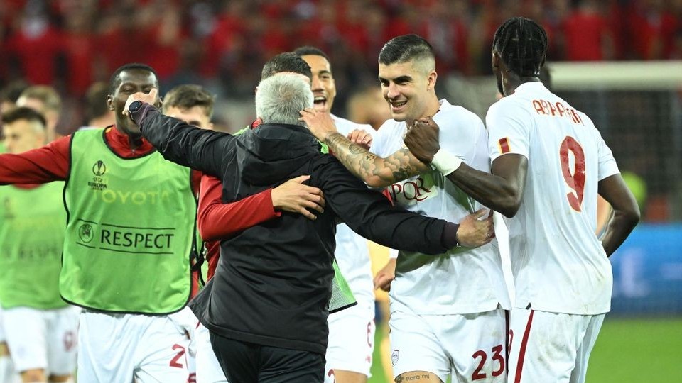 Sevilla và AS Roma giành vé vào chung kết Europa League 2022/23
