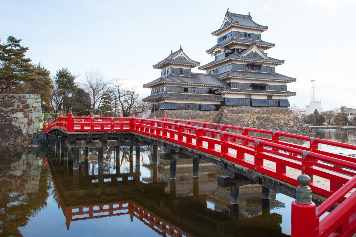 13 lâu đài đẹp nhất Nhật Bản vẫn mang vẻ đẹp nguyên sơ. (Nguồn: Japan Experience)
