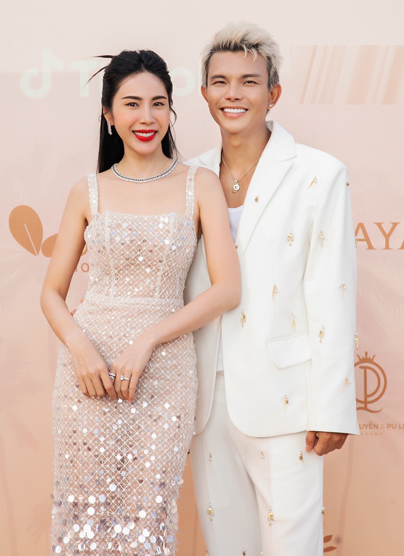 Sao Việt Sao Việt