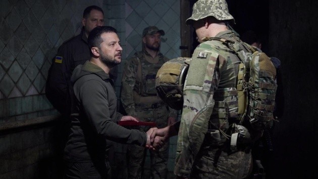 Xung đột Nga-Ukraine: Báo Mỹ cảnh báo kịch bản xấu cho ông Zelensky, Anh huấn luyện thủy quân lục chiến cho Kiev, Nhà Trắng dự báo thời điểm kết thúc