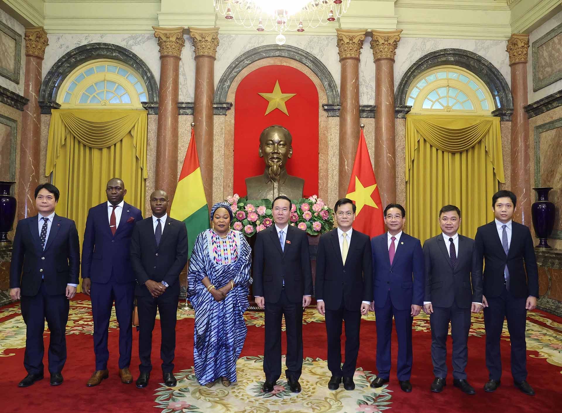 President Vo Van Thuong welcomes foreign ambassadors