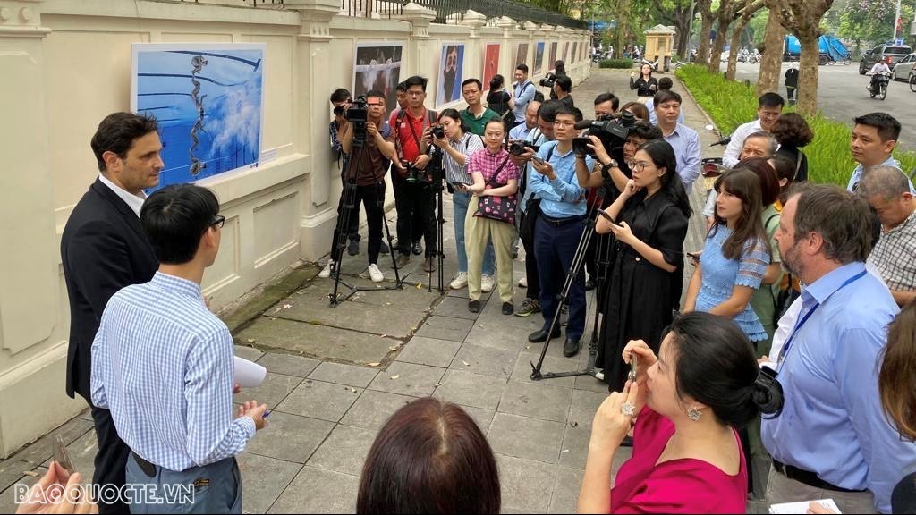 'Road to 2024' photo exhibition to celebrate Olympic spirit