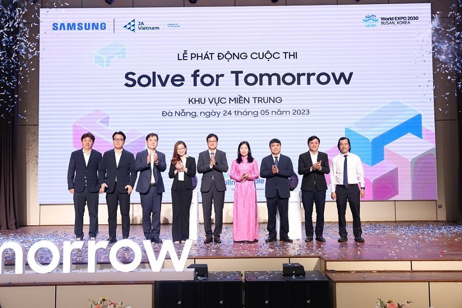 Khởi động cuộc thi Solve for Tomorrow 2023 dành cho học sinh miền Trung