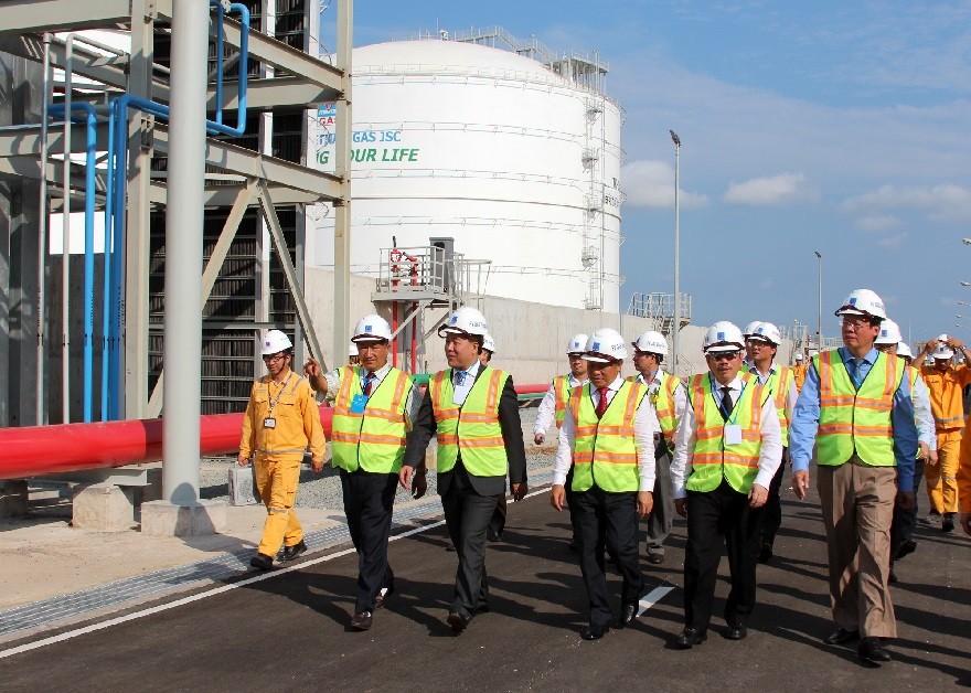 Shell to deliver first LNG shipment for PV Gas