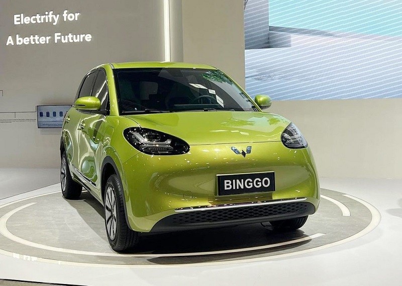 Ô tô điện cỡ nhỏ giá rẻ Wuling Bingo