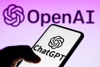 ChatGPT của OpenAI đã bị cấm bởi những công ty nào?