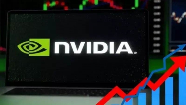 Nvidia chính thức trở thành hãng chip đầu tiên có vốn hóa nghìn tỷ USD