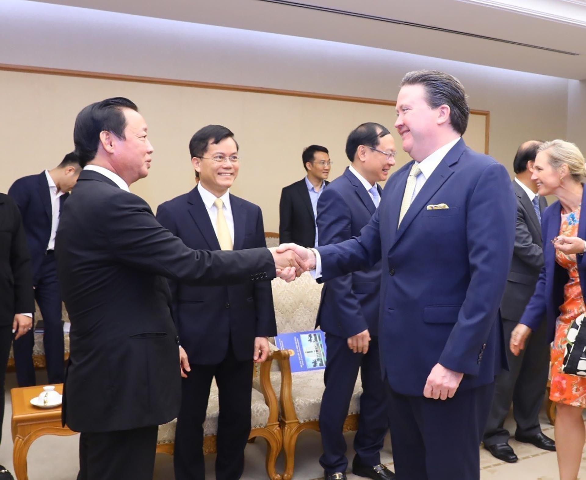 Phó Thủ tướng Trần Hồng Hà tiếp Đại sứ Hoa Kỳ tại Việt Nam Marc Knapper. (Nguồn: TTXVN) Phó Thủ tướng Trần Hồng Hà tiếp Đại sứ Hoa Kỳ tại Việt Nam Marc Knapper. (Nguồn: TTXVN)