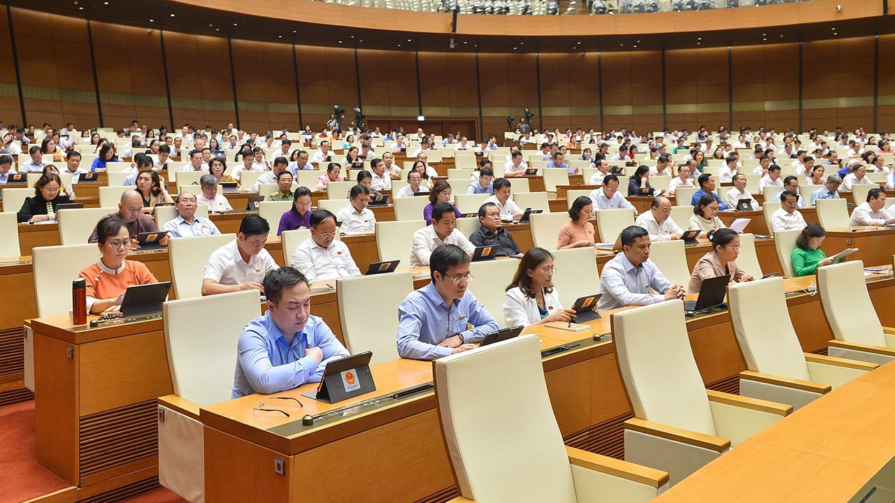 Quốc hội họp tại hội trường chiều ngày 31/5.