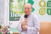 Mùa Phật đản, tìm bình an ở tại tâm mình