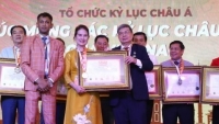 Bộ sưu tập 'Sen trong đời sống văn hoá Việt' xác lập kỷ lục châu Á