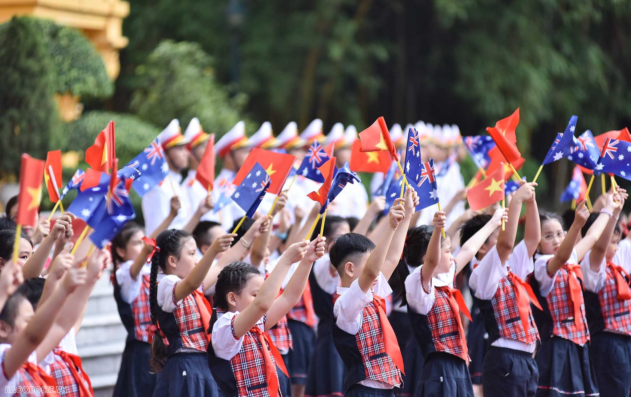 Hiện nay, quan hệ Đối tác chiến lược Việt Nam-Australia ngày càng phát triển trên các trụ cột chính gồm hợp tác kinh tế, thương mại và đầu tư; vận dụng kiến thức và đổi mới sáng tạo, trong đó có hợp tác giáo dục đại học và đào tạo; hợp tác an ninh và chiến lược. Hiện nay, quan hệ Đối tác chiến lược Việt Nam-Australia ngày càng phát triển trên các trụ cột chính gồm hợp tác kinh tế, thương mại và đầu tư; vận dụng kiến thức và đổi mới sáng tạo, trong đó có hợp tác giáo dục đại học và đào tạo; hợp tác an ninh và chiế