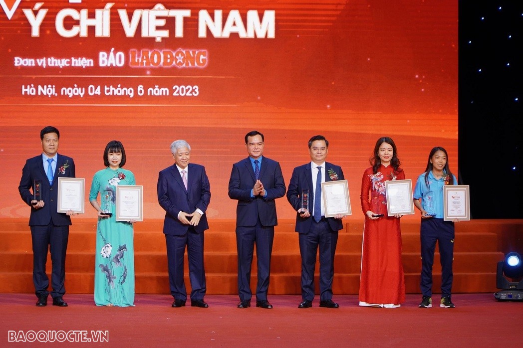 Vinh quang Việt Nam 2023 tôn vinh 16 tập thể, cá nhân tiêu biểu