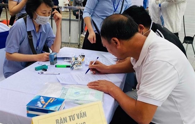 Layoffs could last until year-end: experts | Business | Vietnam+ (VietnamPlus)