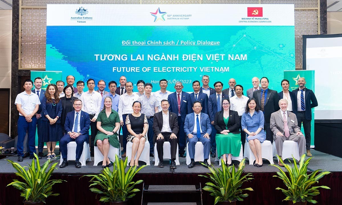 Việt Nam và Australia chia sẻ kinh nghiệm sản xuất năng lượng xanh