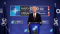 NATO để ngỏ khả năng trực tiếp tham chiến ở Ukraine