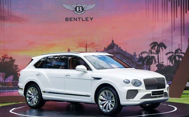 Bentley Bentayga EWB Azure 2023